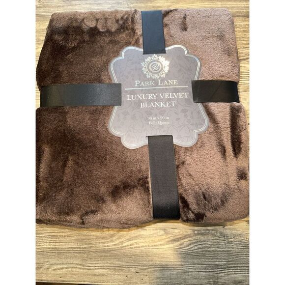 Park Lane Luxury Velvet Blanket. Brown In Color 90x90 in. Full/ Queen. New. - Picture 1 of 5